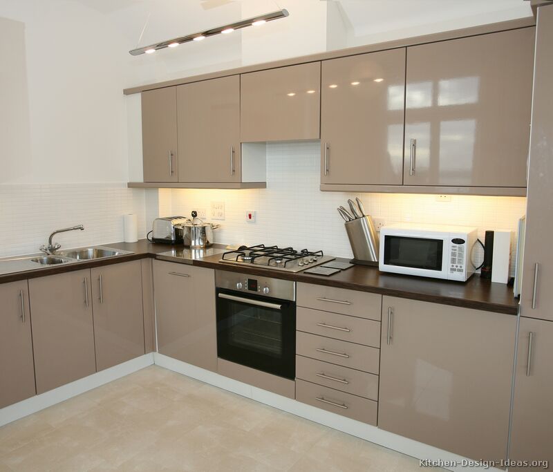 Mocha & Beige Kitchens