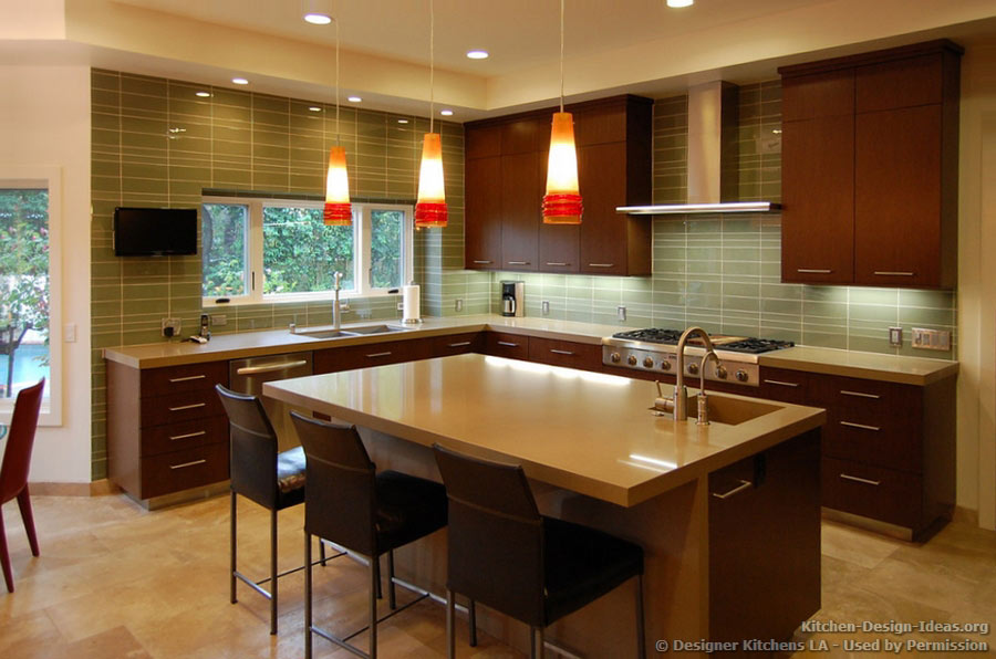 http://www.kitchen-design-ideas.org/images/kitchen-cabinets-modern-dark-wood-050a-dkl001-cherry-island-chairs-pendant-glass-backsplash.jpg